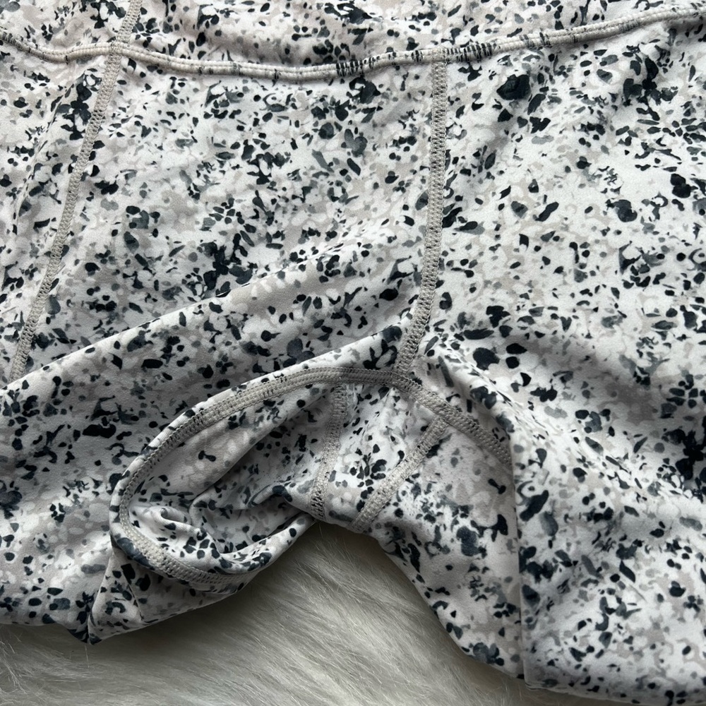 Athleta Sandstone Pattern Salutation Mesh Leggings - image 3